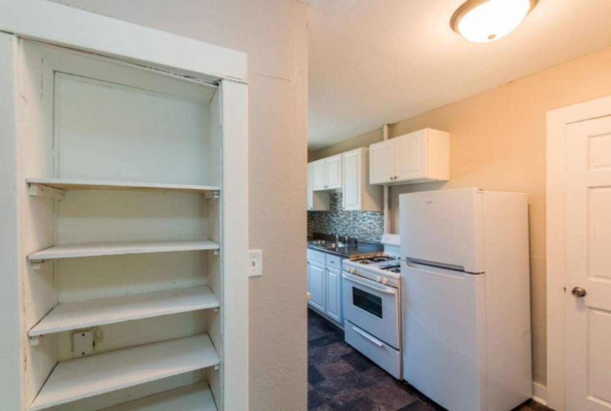 Apartment for rent at 423 4th Ave SE, Rochester, MN 55904