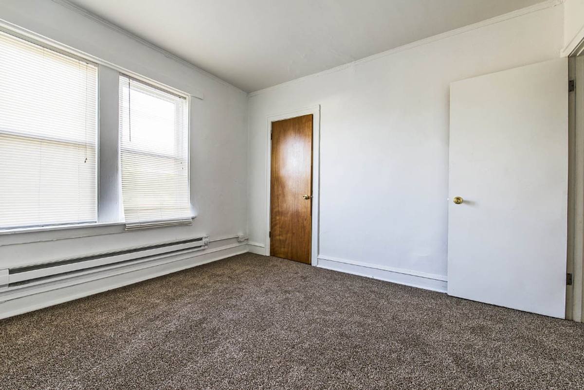 Apartment for rent at 723-25 N Central Ave, Chicago, IL 60644