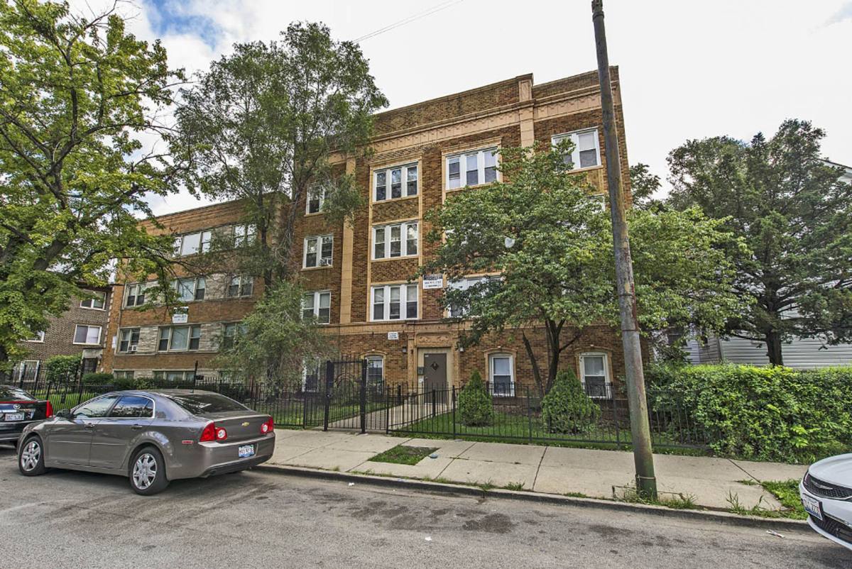 Apartment for rent at 723-25 N Central Ave, Chicago, IL 60644