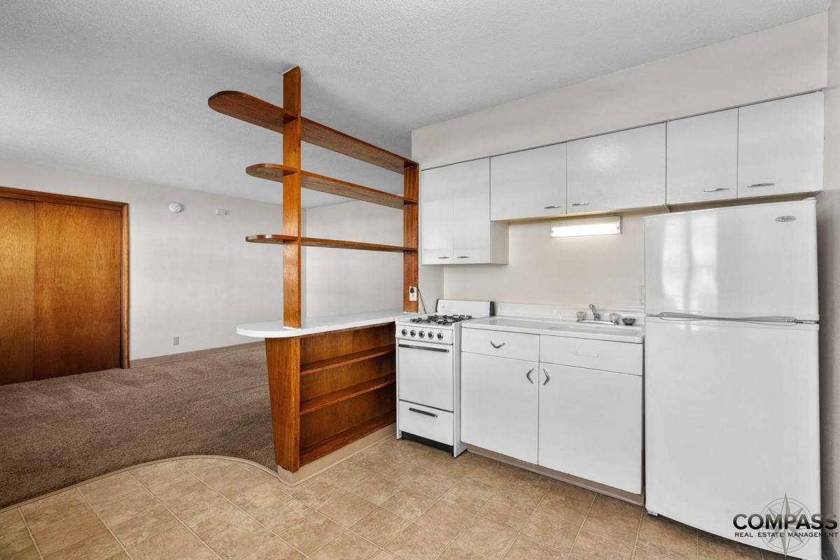 Apartment for rent at 1207 S Dewey St, Eau Claire, WI 54701