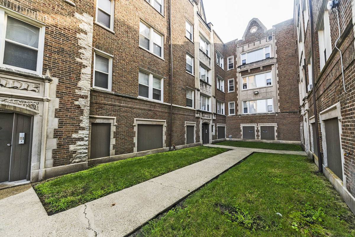 Apartment for rent at 8251 S Ellis Ave, Chicago, IL 60619
