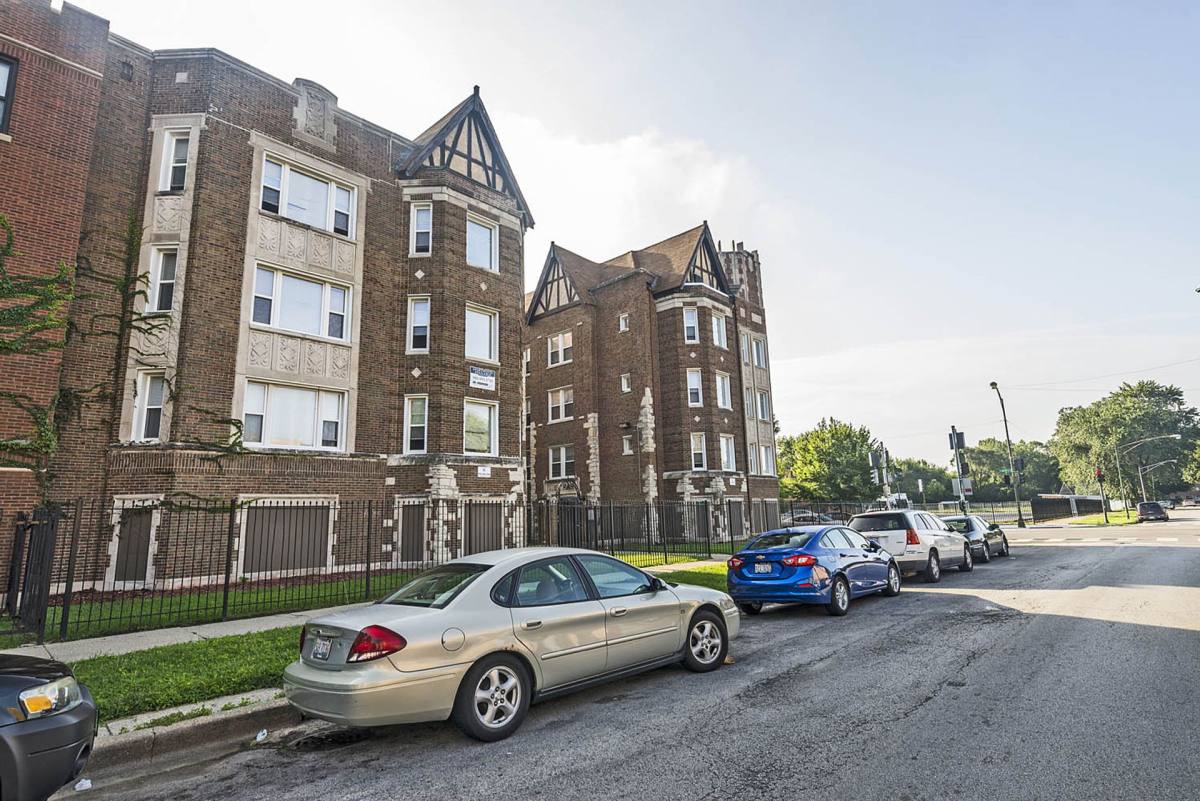 Apartment for rent at 8251 S Ellis Ave, Chicago, IL 60619