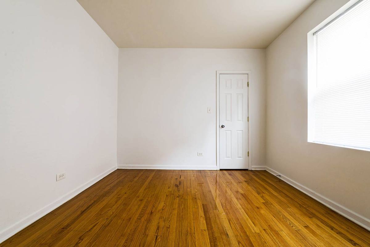 Apartment for rent at 8251 S Ellis Ave, Chicago, IL 60619