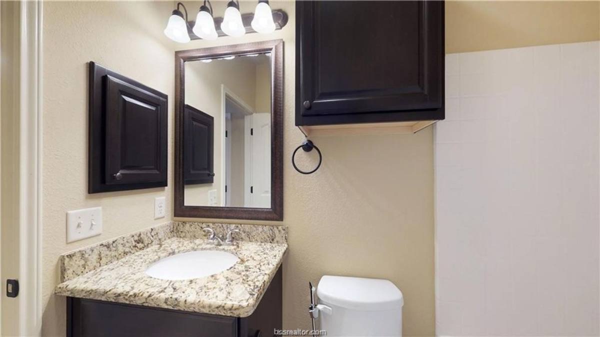 Townhouse for rent at 117 Armored Ave, College Station, TX 77845