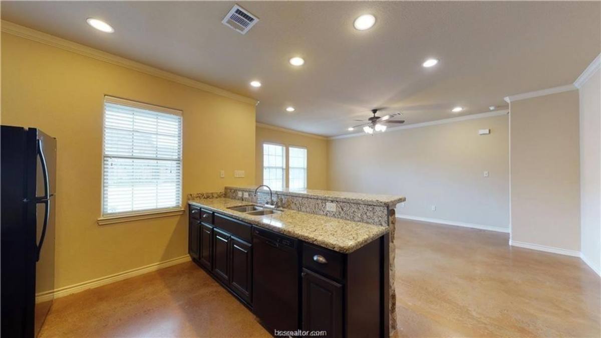 Townhouse for rent at 117 Armored Ave, College Station, TX 77845