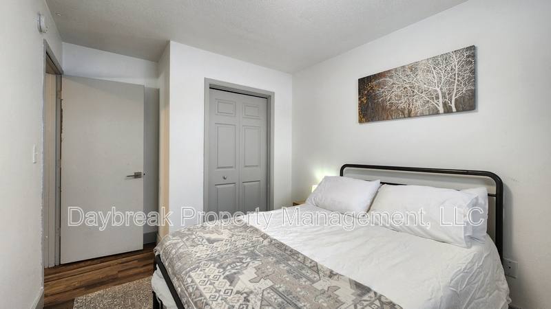 Apartment for rent at 525 7th Ave E #4, West Fargo, ND 58078