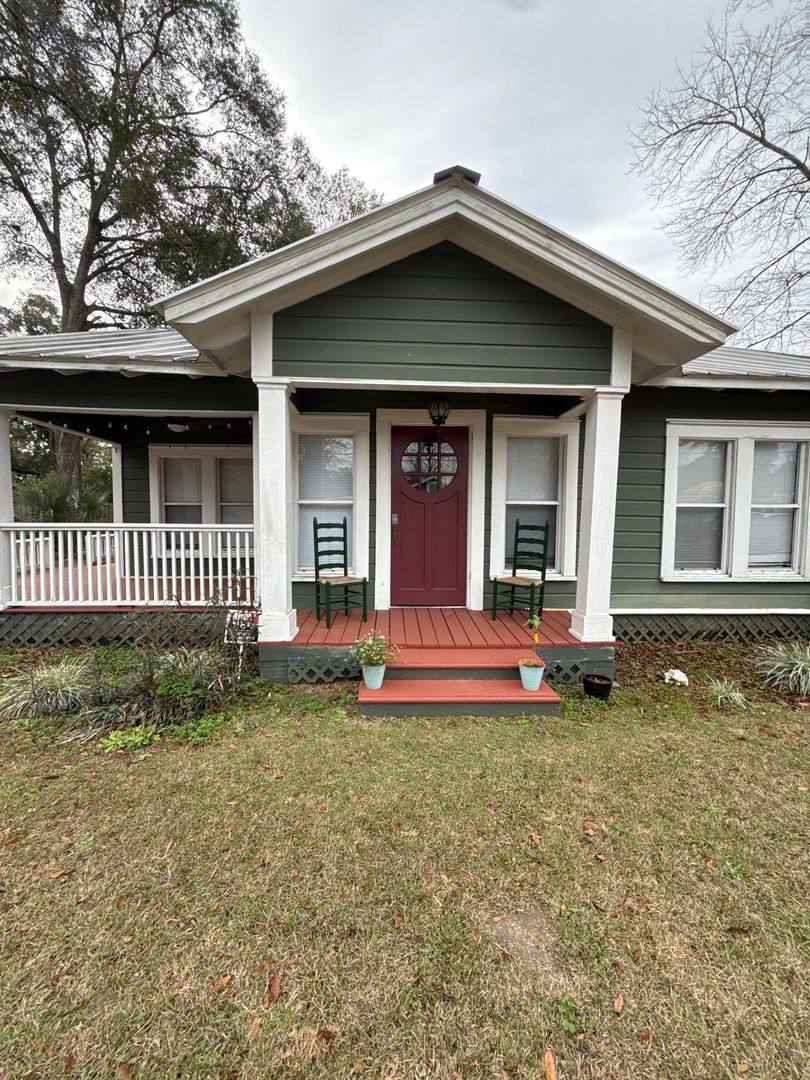 Apartment for rent at 323 W 6th Ave, Tallahassee, FL 32303