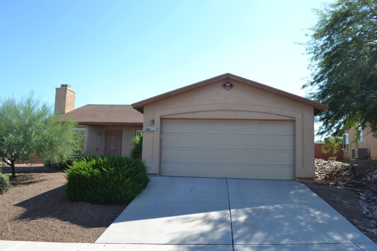 House for rent at 4235 S Mayberry Place, Tucson, AZ 85730