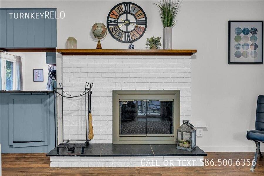 Apartment for rent at 3465 Hazelton Ave, Rochester, MI 48307