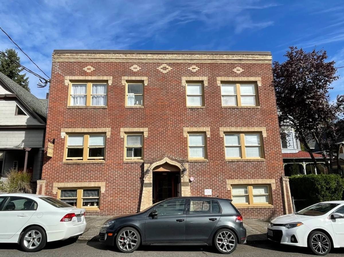 Apartment for rent at 2355 NW Johnson St, Portland, OR 97210