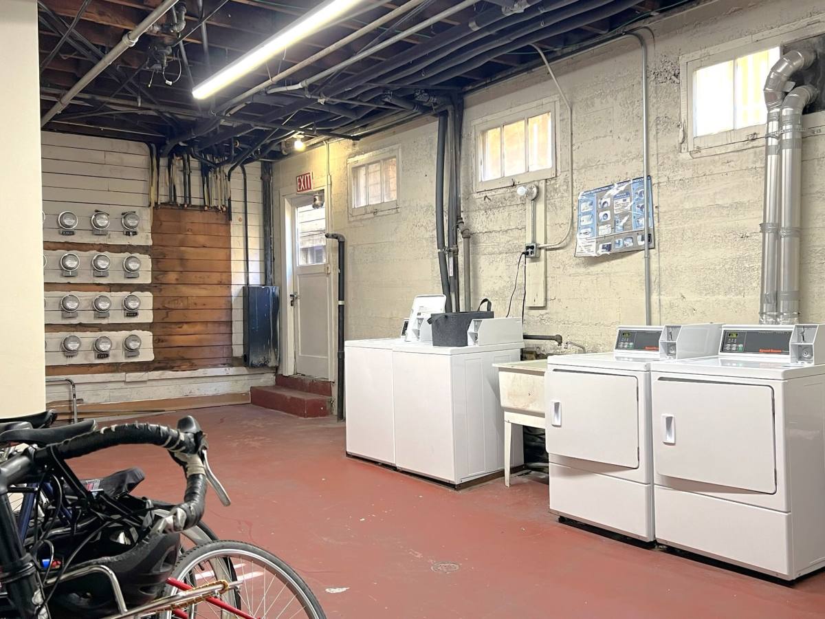 Apartment for rent at 2355 NW Johnson St, Portland, OR 97210