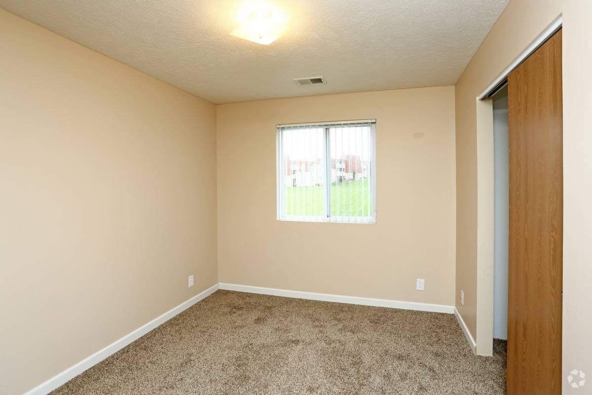 Apartment for rent at 10526 Fort Plaza, Omaha, NE 68134