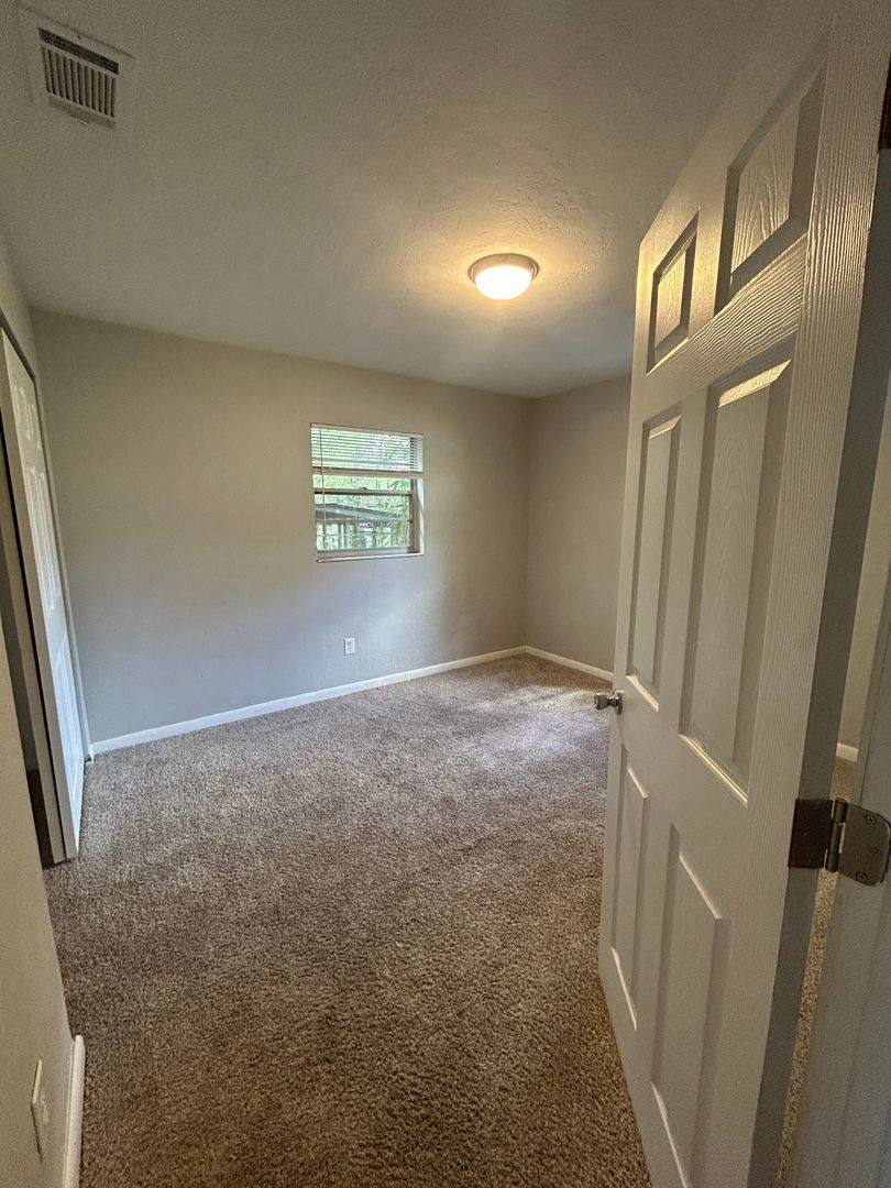Apartment for rent at 2212 SE 36th Terrace, Gainesville, FL 32641