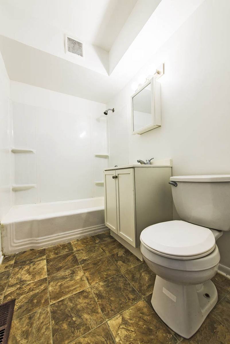 Apartment for rent at 13905-37 S Clark St, Riverdale, IL 60827