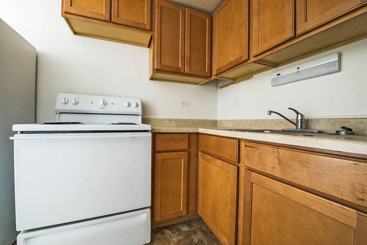 Apartment for rent at 13905-37 S Clark St, Riverdale, IL 60827