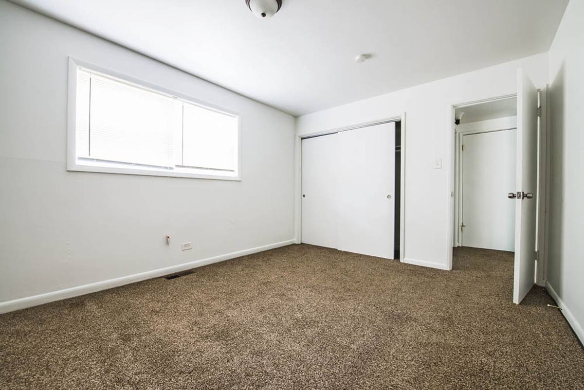 Apartment for rent at 13905-37 S Clark St, Riverdale, IL 60827