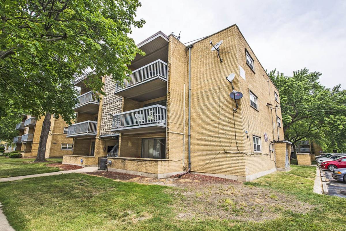 Apartment for rent at 13905-37 S Clark St, Riverdale, IL 60827