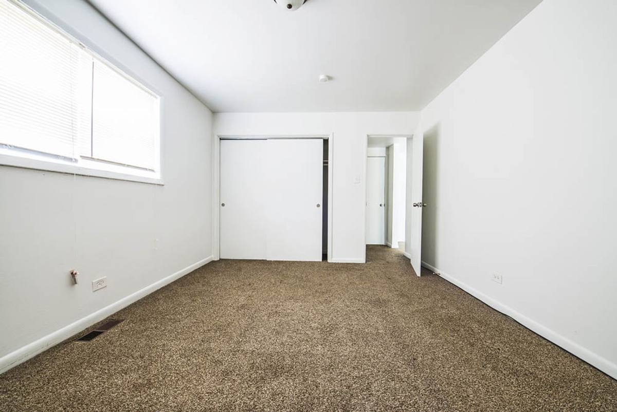 Apartment for rent at 13905-37 S Clark St, Riverdale, IL 60827