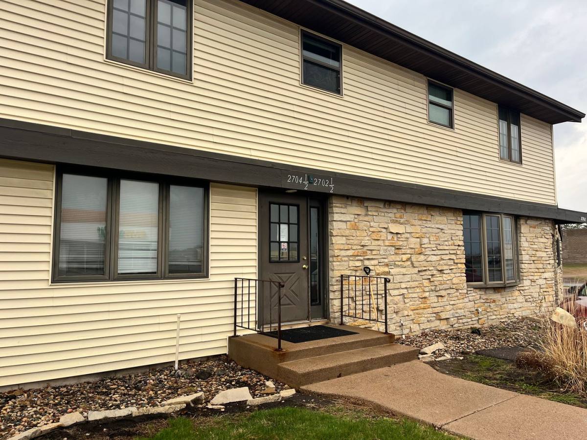 Apartment for rent at 2702 London Rd, Eau Claire, WI 54701
