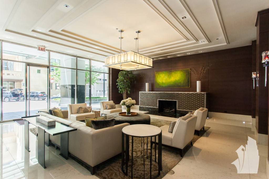 Apartment for rent at 2 W Delaware Place #1002, Chicago, IL 60660