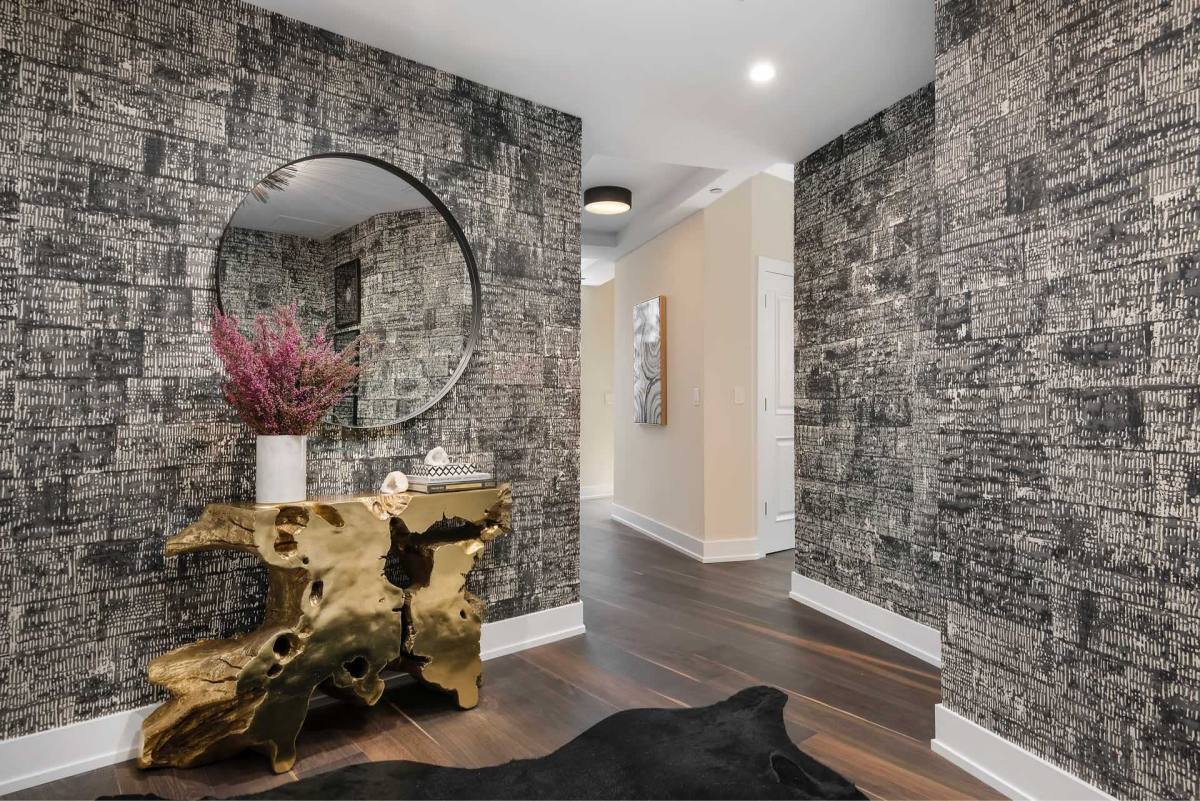 Apartment for rent at 2 W Delaware Place #1002, Chicago, IL 60660