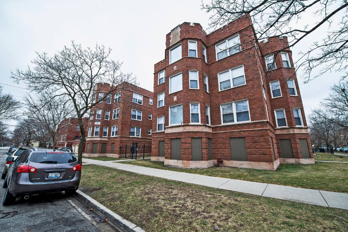 Apartment for rent at 714-20 E 82nd, Chicago, IL 60619