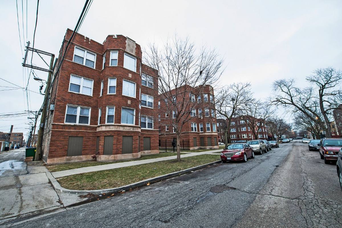 Apartment for rent at 714-20 E 82nd, Chicago, IL 60619