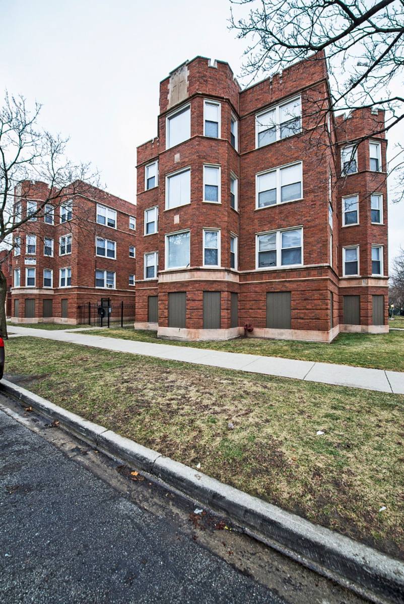 Apartment for rent at 714-20 E 82nd, Chicago, IL 60619