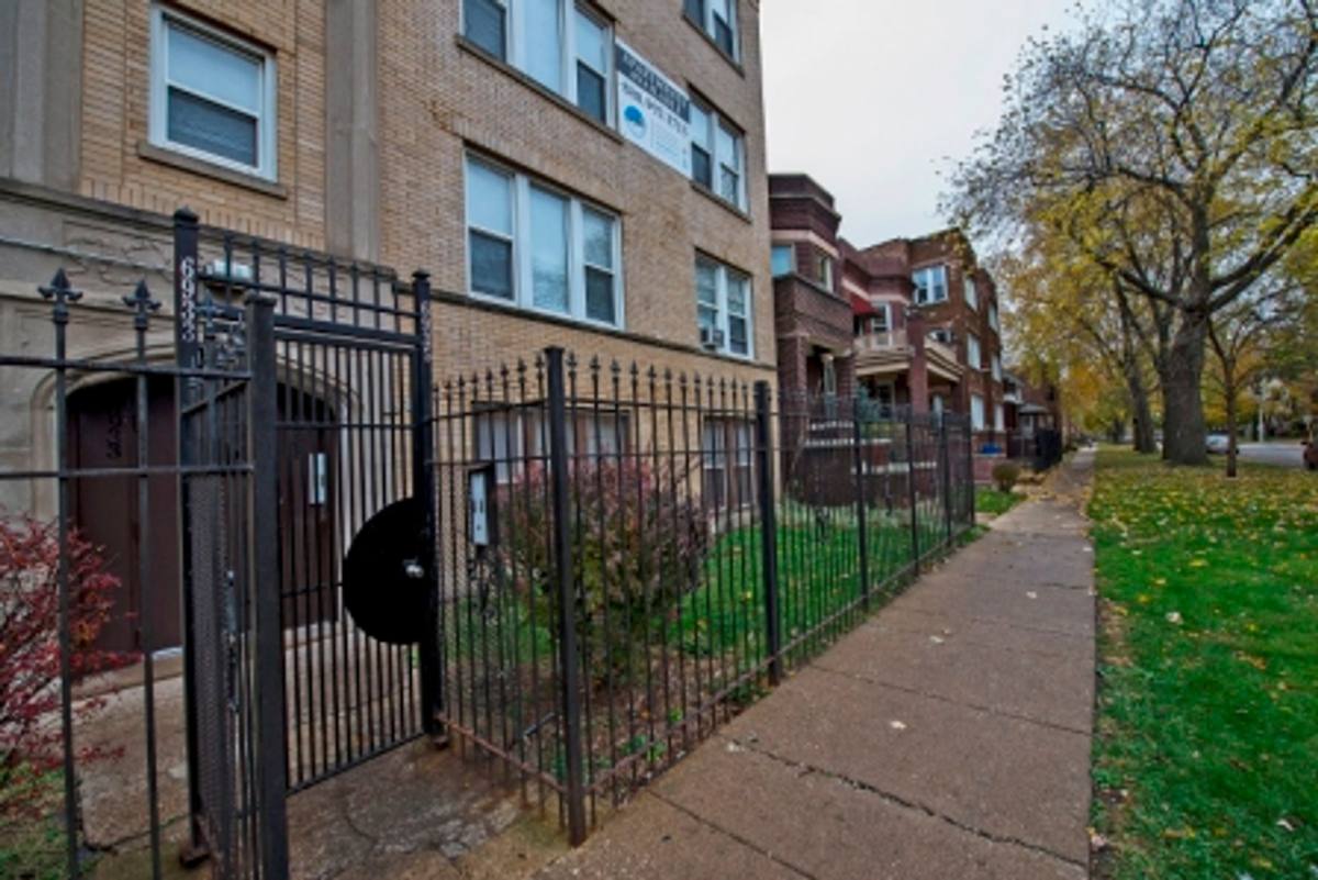 Apartment for rent at 6933 S Indiana, Chicago, IL 60637