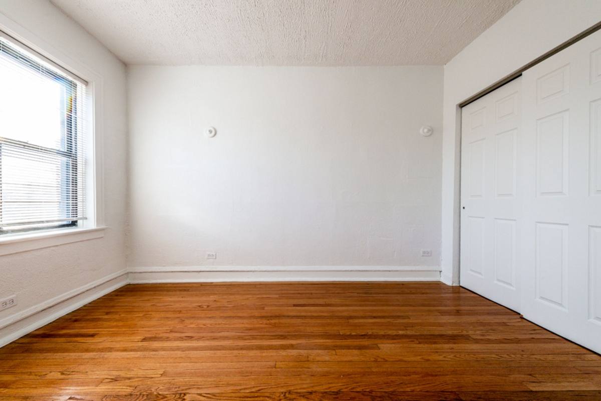 Apartment for rent at 8456 S Wabash Ave, Chicago, IL 60619