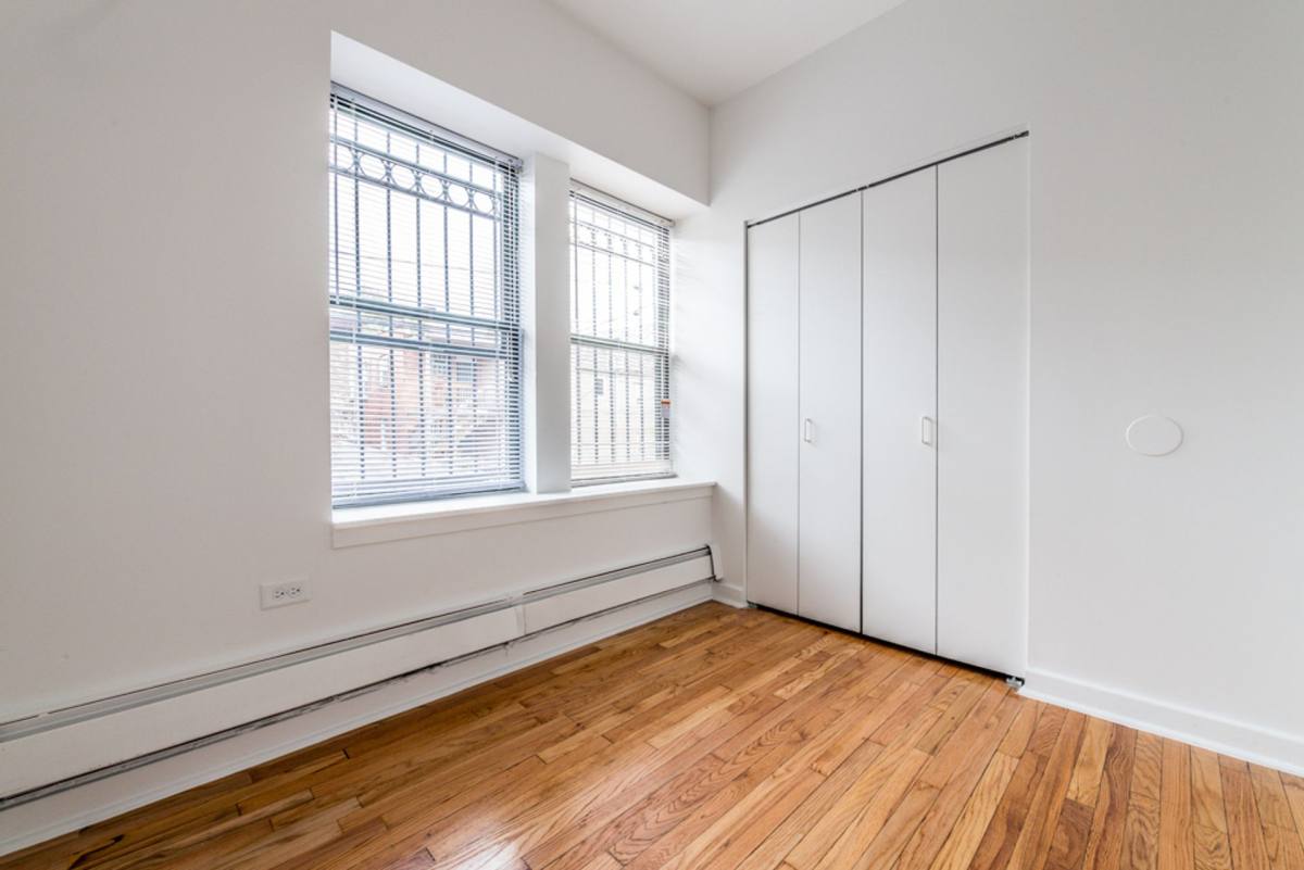Apartment for rent at 5036-38 W Quincy St, Chicago, IL 60644