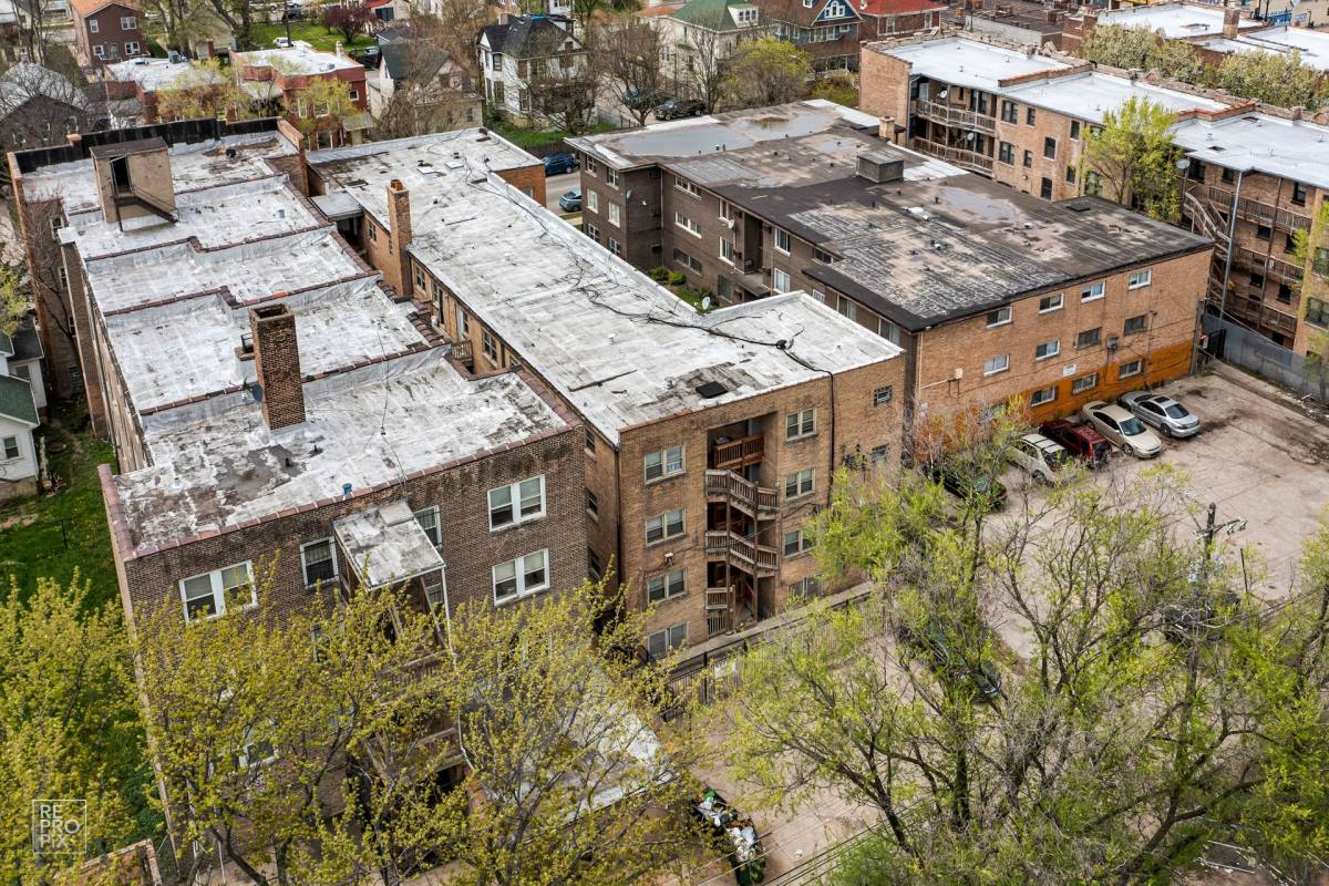 Apartment for rent at 729 N Central, Chicago, IL 60644
