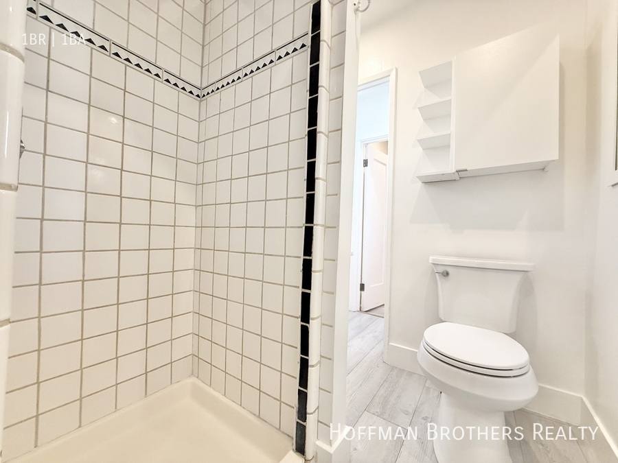 Apartment for rent at 1303 N June St #1, Los Angeles, CA 90028