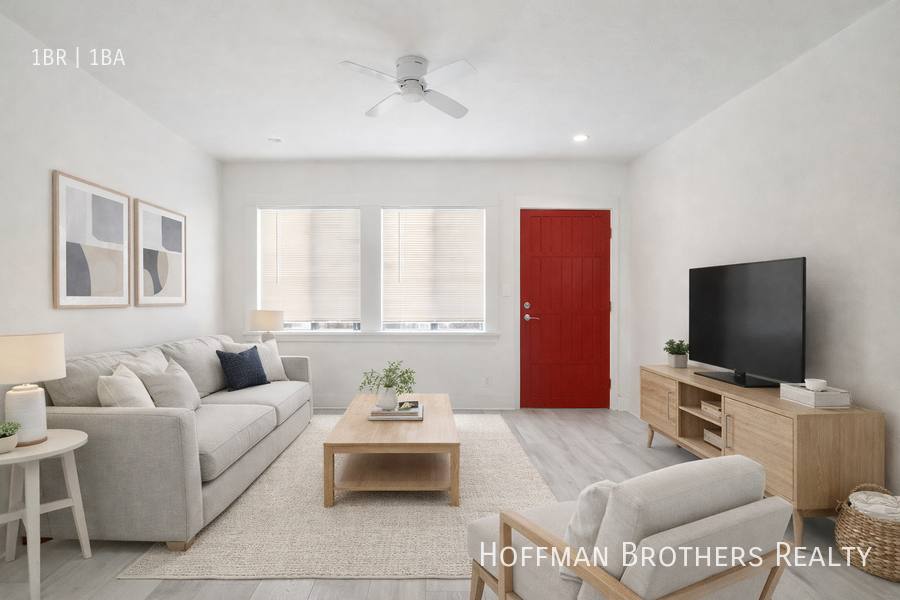 Apartment for rent at 1303 N June St #1, Los Angeles, CA 90028