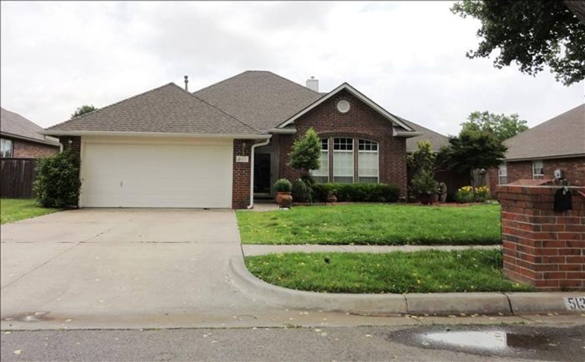 House for rent at 513 Laws, Norman, OK 73072