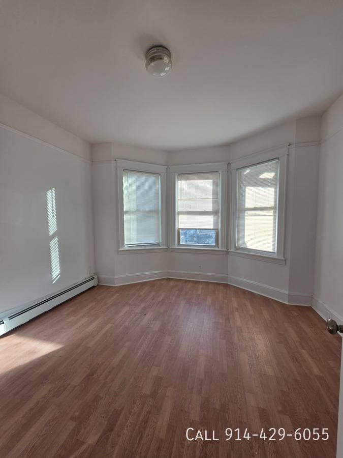 Apartment for rent at 622 Agar St #1, Yonkers, NY 10701