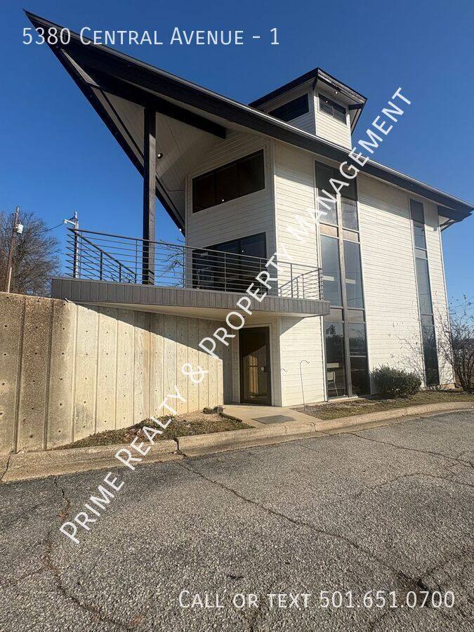 Apartment for rent at 5380 Central Ave #1, Hot Springs National Park, AR 71913