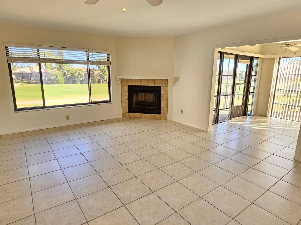 Condo for rent at 812 Capri Isles Blvd, Venice, FL 34292
