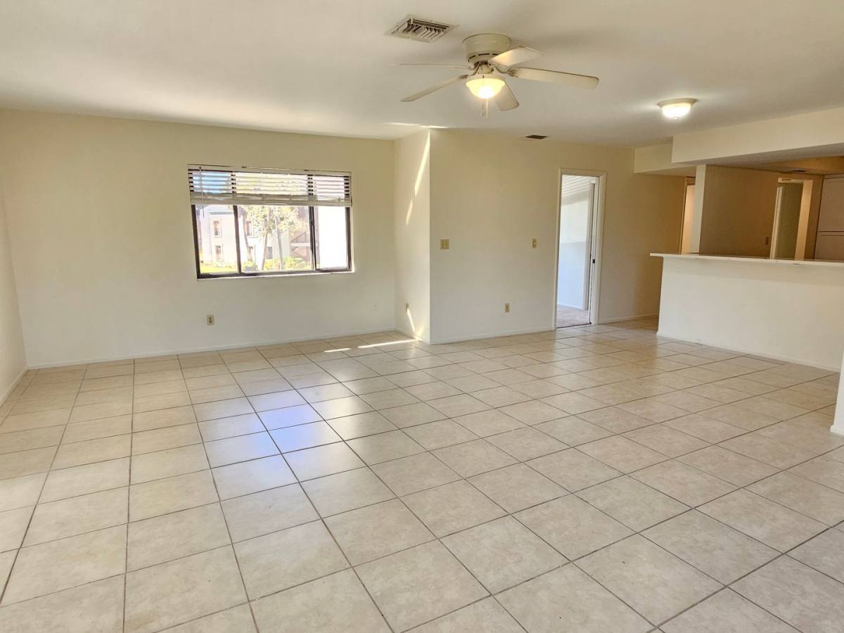 Condo for rent at 812 Capri Isles Blvd, Venice, FL 34292