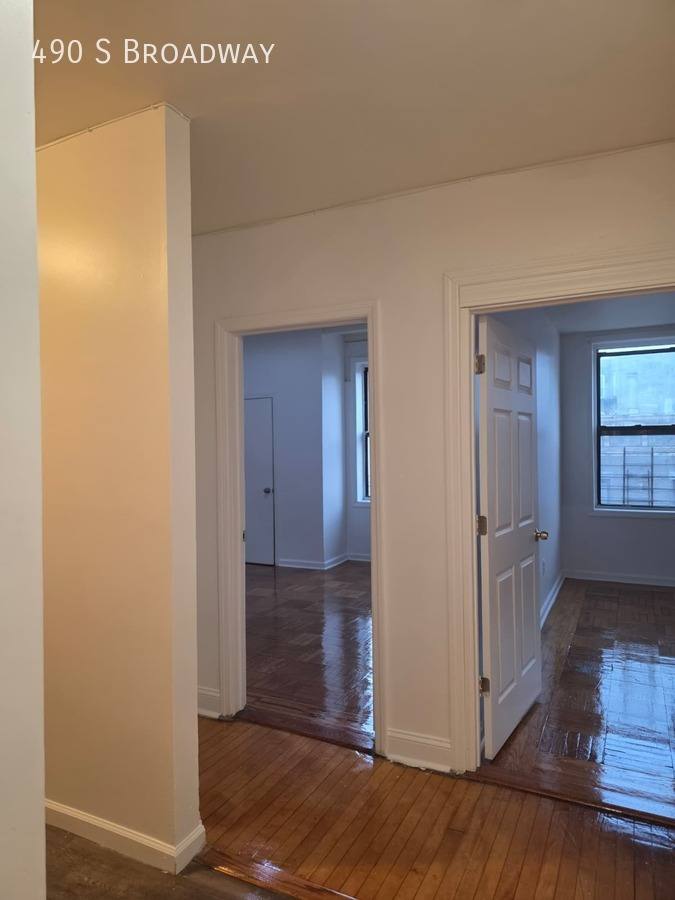 Apartment for rent at 490 S Broadway, Yonkers, NY 10705