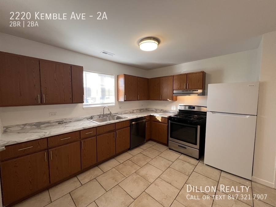 Apartment for rent at 2220 Kemble Ave #2A, North Chicago, IL 60064