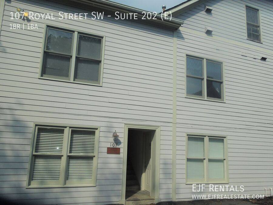 Apartment for rent at 107 Royal St SW 202 E, Leesburg, VA 20175
