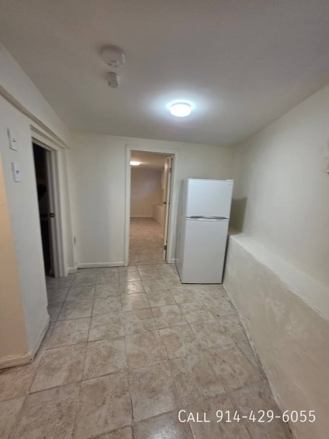 Apartment for rent at 104 Oak St #1B, Yonkers, NY 10701