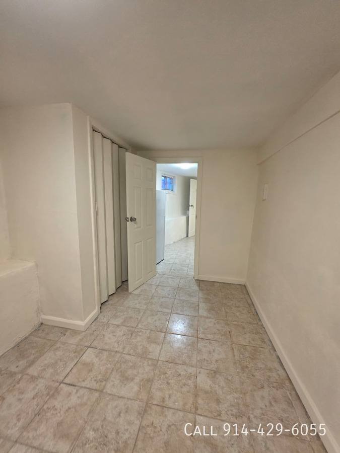 Apartment for rent at 104 Oak St #1B, Yonkers, NY 10701