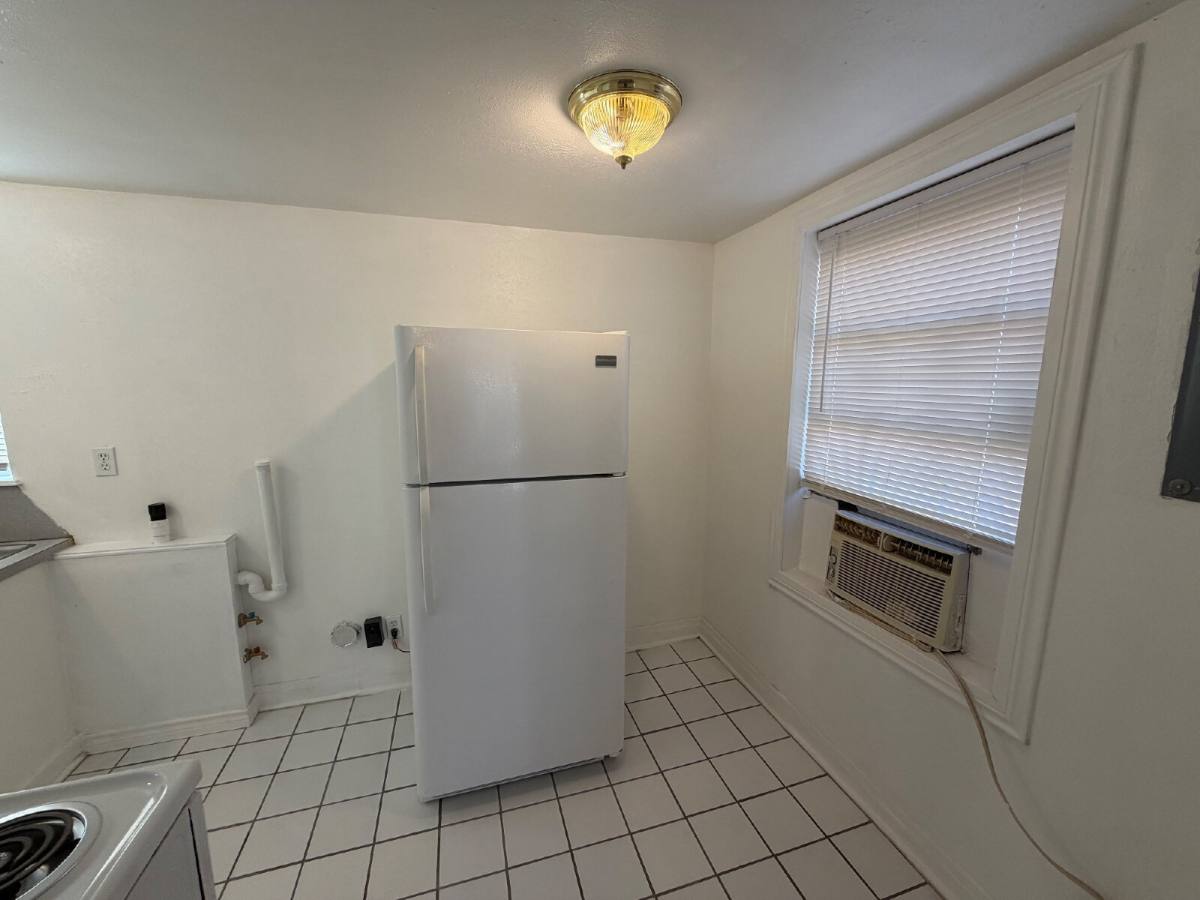 Apartment for rent at 2205 25th St #REAR, Lubbock, TX 79411