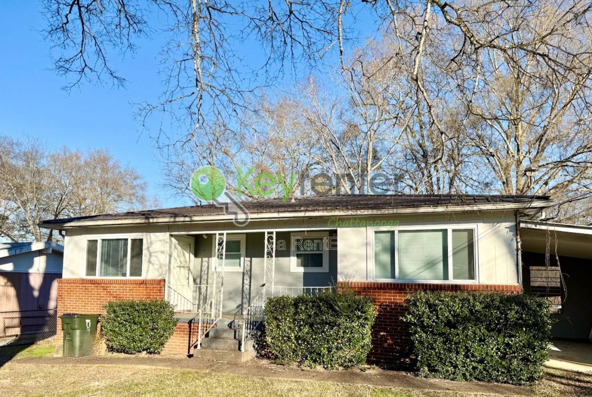 Apartment for rent at 221 Robert E Lee St #A, Fort Oglethorpe, GA 30742