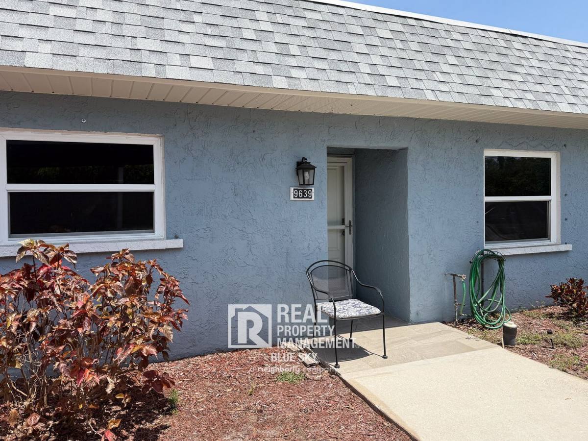 Townhouse for rent at 9639 Greenskeeper Dr, New Port Richey, FL 34655