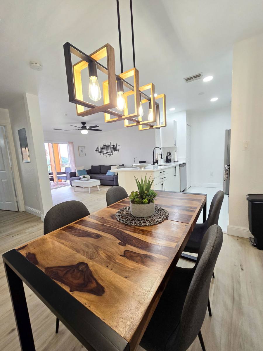 Apartment for rent at 5447 Vineland Rd #1211, Orlando, FL 32811