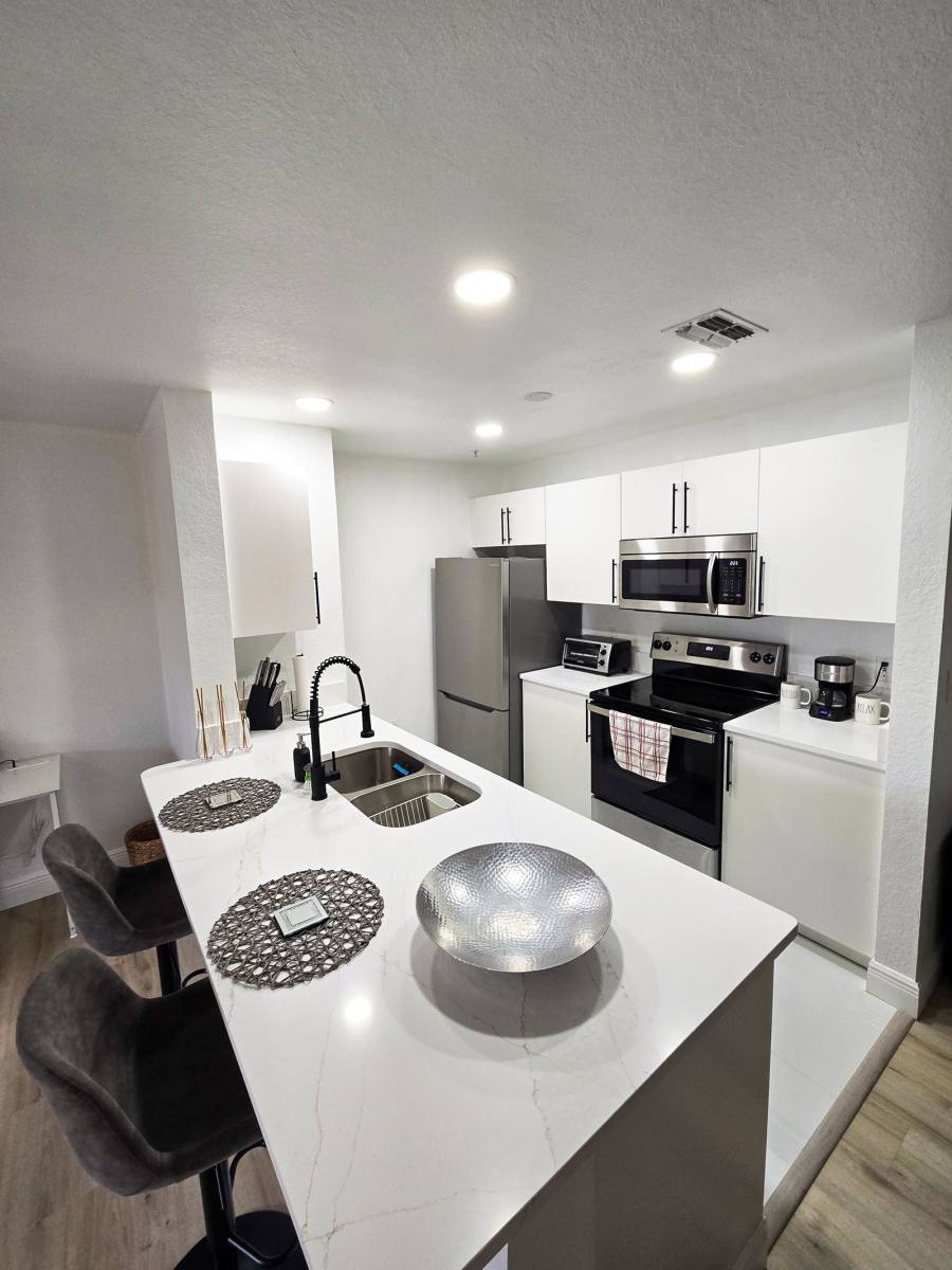Apartment for rent at 5447 Vineland Rd #1211, Orlando, FL 32811