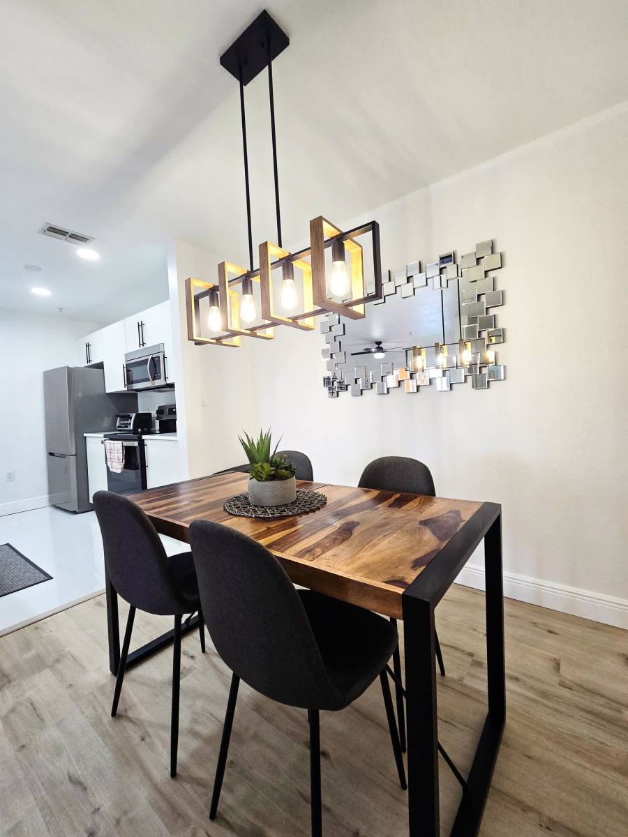 Apartment for rent at 5447 Vineland Rd #1211, Orlando, FL 32811